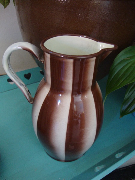 vintage bruin emaille pitcher