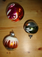 vintage veelkleurige glazen kerstballen