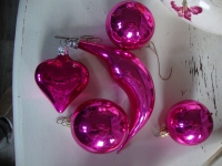 set roze oude kerstballen