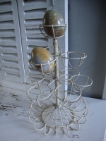 brocante draadrekje eierhouder