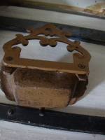 brocante gietijzeren zeepbakje