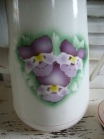 brocante emaille koffiekan met viooltjes