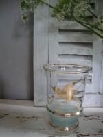 brocante glazen vaasje met vogel