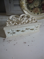brocante witte gietijzeren servethouder