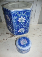 Grote vintage gemberpot of theebus blauw