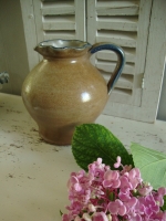 Oude brocante gres vaas schenkkan
