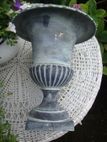 brocante gietijzeren bloempot jardiniere