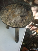 brocante sleets houten melkkrukje