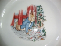 Vintage ontbijtbordje met Peter Rabbit Wedgwood
