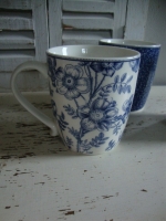 blauw wit gebloemde mokken