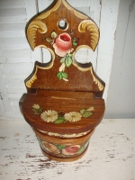 vintage houten zoutpot folklore