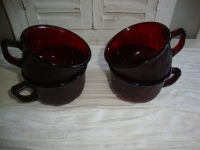 rode persglas kopjes Arcoroc France