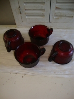 rode persglas kopjes Arcoroc France