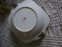 Japans schaaltje met rieten handvat