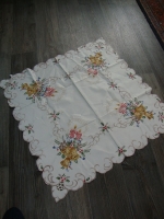 vintage geborduurd Kerst tafelkleed