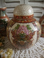 Chinese set met gemberpot en vaasjes