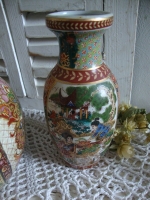 Chinese set met gemberpot en vaasjes