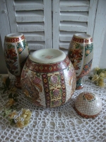 Chinese set met gemberpot en vaasjes