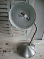 vintage grijs metalen bureaulamp