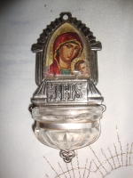 Wijwaterbakje Maria en kindje Jezus