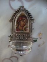 Wijwaterbakje Maria en kindje Jezus