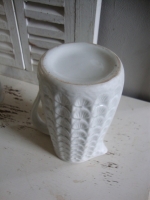 vintage kan met schelpen decor in relief