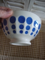 Antieke Franse Caf&eacute; au lait kom polkadot