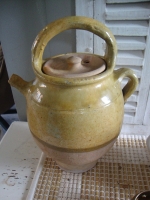 Gargoulette gele aardewerk kruik Provence