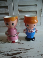 vintage houten eierdoppen broer en zus