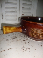 vintage aardewerk schaal met handvat